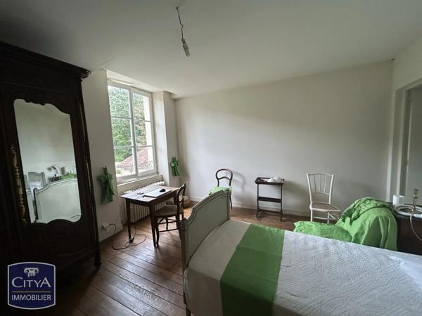 Maison à vendre 10 pièces 338m² La Villedieu-du-Clain (86340)