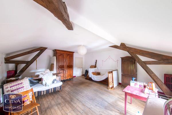 Maison à vendre 10 pièces 338m² La Villedieu-du-Clain (86340)