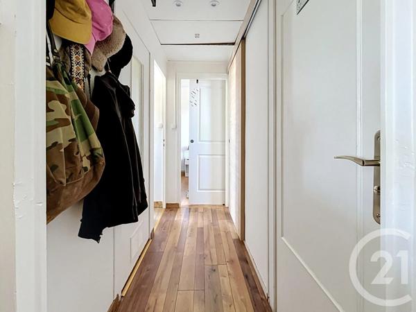 Appartement F3 à vendre  4 pièces - 74 m 2   ROCHEFORT  - 17