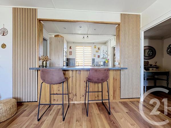 Appartement F3 à vendre  4 pièces - 74 m 2   ROCHEFORT  - 17