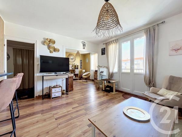 Appartement F3 à vendre  4 pièces - 74 m 2   ROCHEFORT  - 17