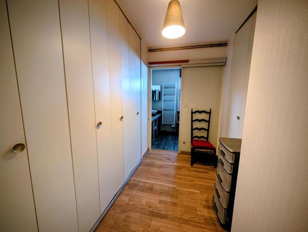 Caudéran Pasteur Appartement  3 pièce(s) 106 m2  ascenseur, balcon, garage et cave