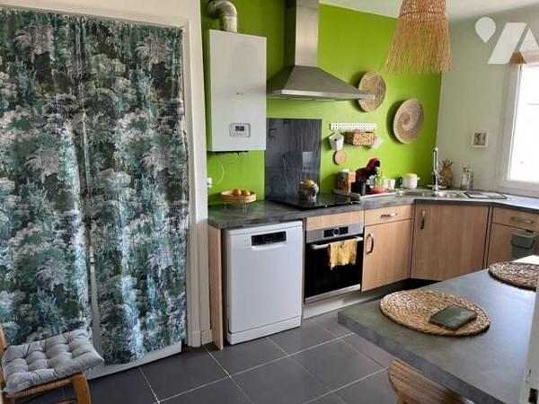 T3 + cave et garage . 