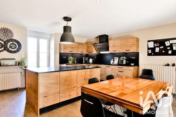 Maison à vendre 6 pièces 242 m² Cherveux