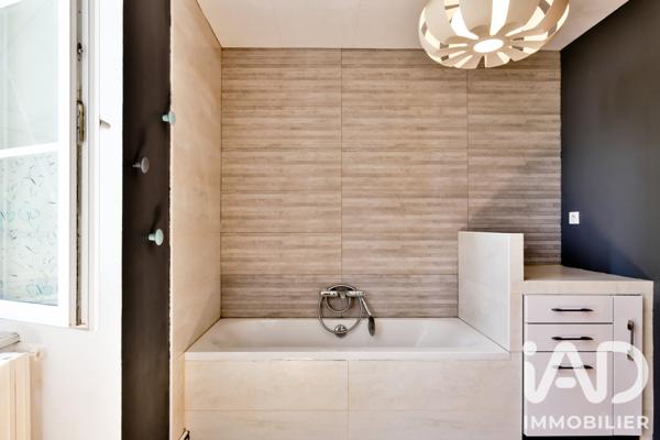 Maison à vendre 6 pièces 242 m² Cherveux