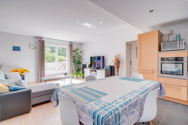 Lormont (33310) Appartement 2 pièces 48m² avec terrasse