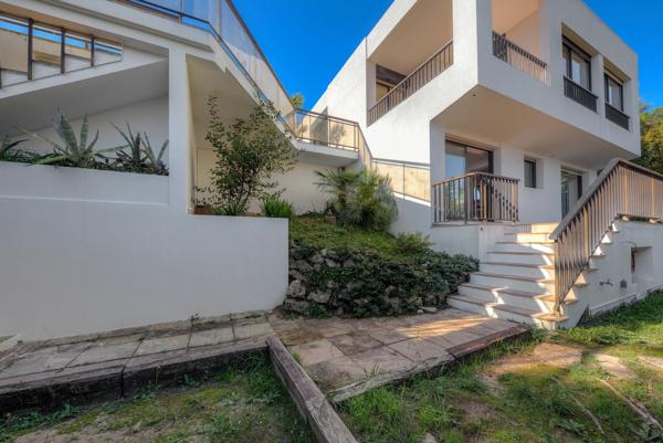 Villa Type Californienne à rénover, Nice Ouest