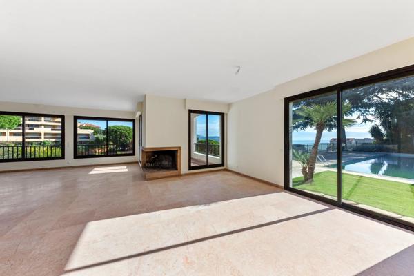 Villa Type Californienne à rénover, Nice Ouest
