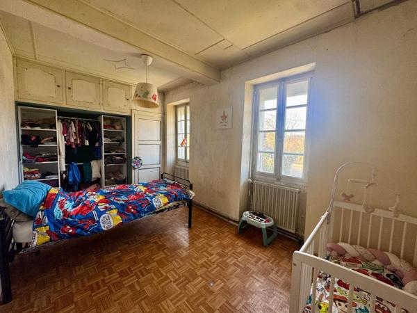 Maison avec jardin et grand garage à Condezaygues