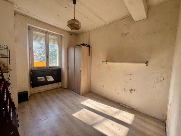 Maison avec jardin et grand garage à Condezaygues