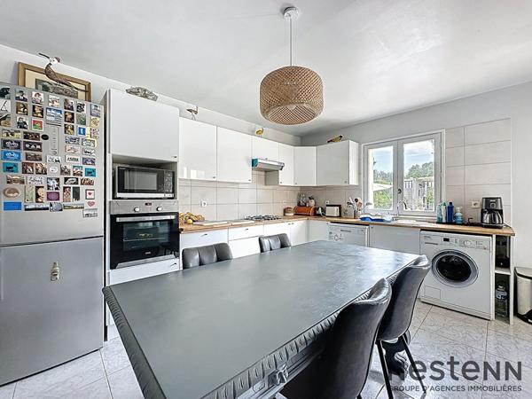 Villa Trets 5 pièce(s) 130 m2 plain pied + T3 60m2 - Magnifique coin piscine