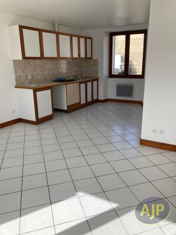 Location appartement Lamarque : 650 € - AJP Pauillac Immobilier