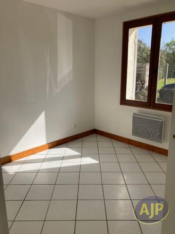 Location appartement Lamarque : 650 € - AJP Pauillac Immobilier