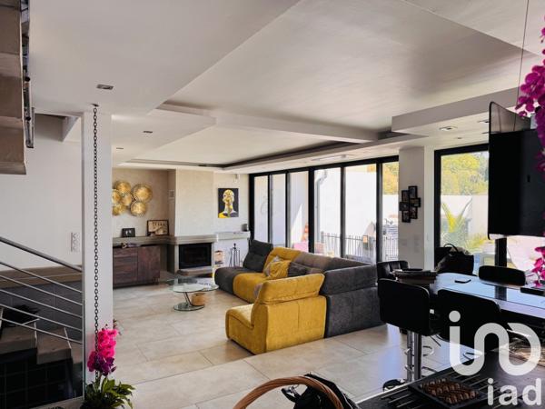 Maison 5 pièces de 153 m² à Florensac (34510)