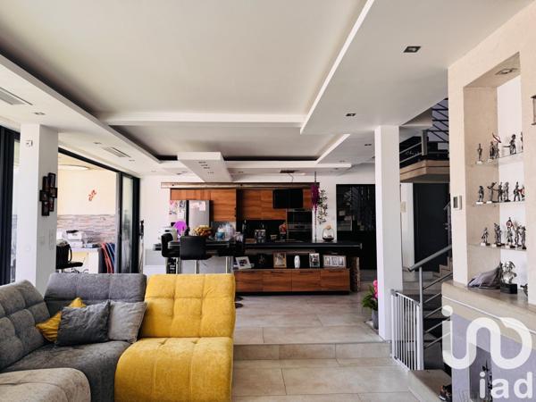 Maison 5 pièces de 153 m² à Florensac (34510)