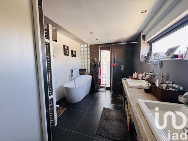 Maison 5 pièces de 153 m² à Florensac (34510)