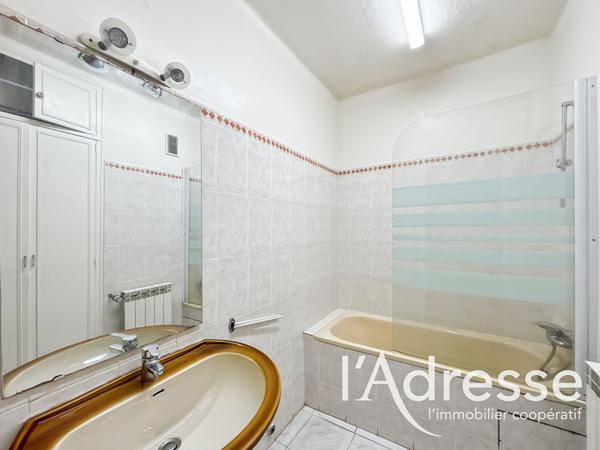 Appartement Marseille - 3 pièces - 56 m2