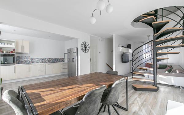 Maison à vendre    6 pièces • 125,38 m2 Chelles