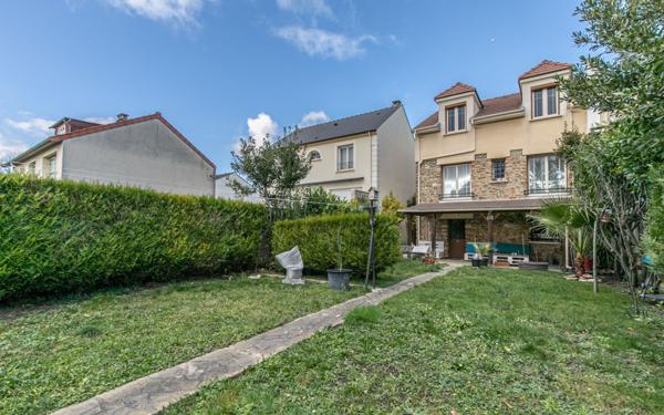 Maison à vendre    6 pièces • 125,38 m2 Chelles