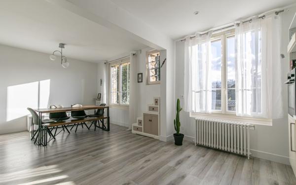 Maison à vendre    6 pièces • 125,38 m2 Chelles