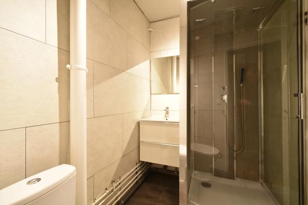 Appartement à louer 1 pièces - 27m² - quartier mairie centre ville de Reims
