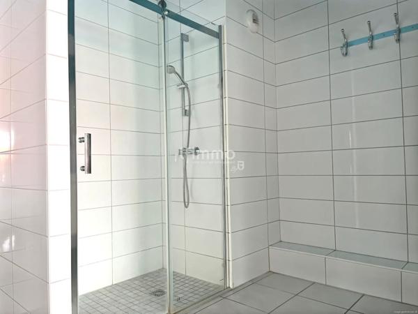 Sous offre - Bel attique quartier des maraîchers