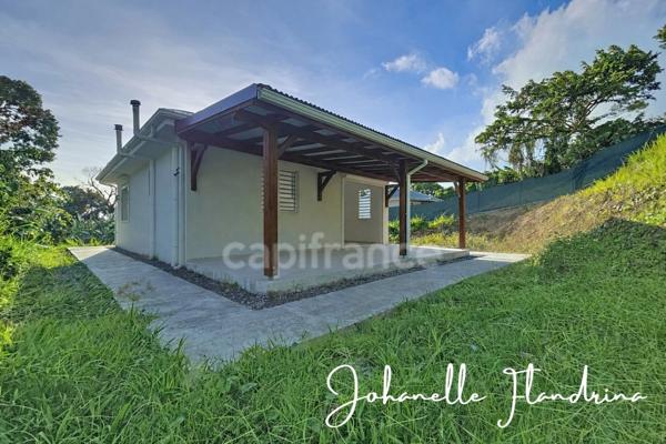 Maison neuve à louer, 2 chambres, 54 m², Gourbeyre