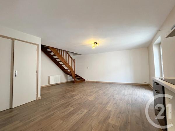 Appartement F3 à vendre  3 pièces - 56,14 m 2   AUBENAS  - 07