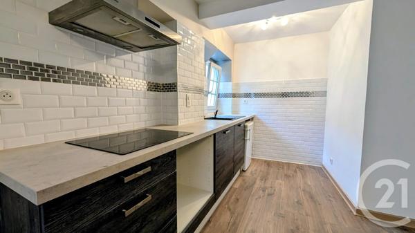Appartement F3 à vendre  3 pièces - 56,14 m 2   AUBENAS  - 07