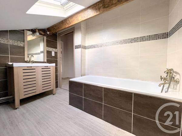 Appartement F3 à vendre  3 pièces - 56,14 m 2   AUBENAS  - 07