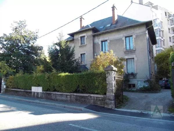 Appartement à louer à Chambéry (73000)