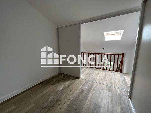 Location Appartement 2 pièces 37.5 m² - 5 BIS C RUE JEAN JAURES Poitiers 86000