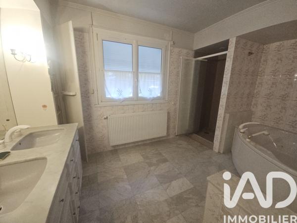 Maison à vendre 9 pièces 246 m² Fécamp