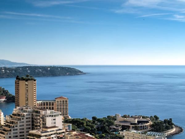 Magnifique penthouse avec vue sur Monaco