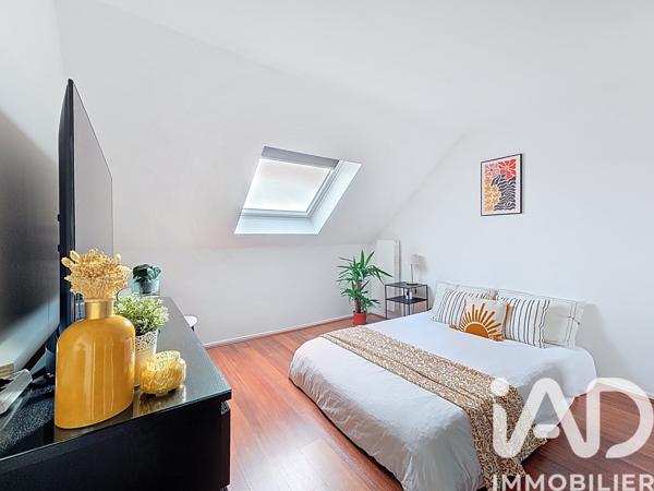 Maison à vendre 8 pièces 172 m² Mandres-les-Roses