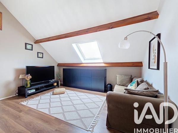 Maison à vendre 8 pièces 172 m² Mandres-les-Roses