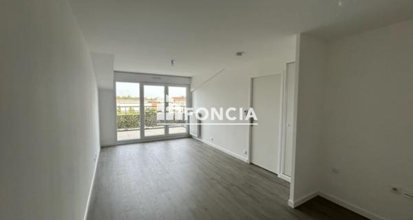Location Appartement 2 pièces 40.44 m² - Brie-comte-robert 77170