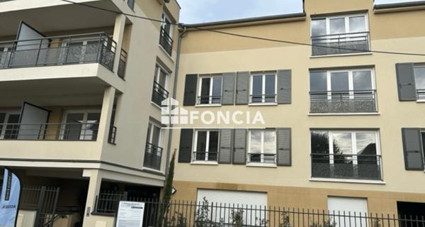 Location Appartement 2 pièces 40.44 m² - Brie-comte-robert 77170