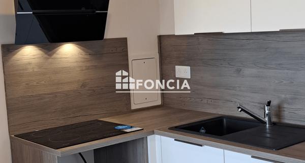 Location Appartement 2 pièces 40.44 m² - Brie-comte-robert 77170