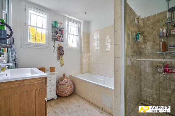 Appartement Maisons Laffitte 5 pièce(s) 111 m2 €690 000 ** - Référence 4572