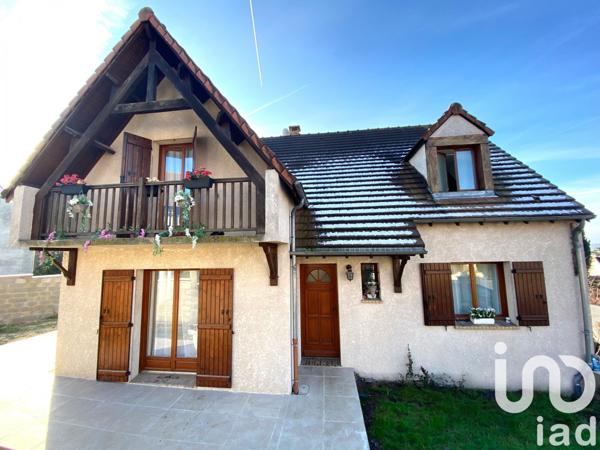 Pavillon 7 pièces de 200 m² à Crosne (91560)