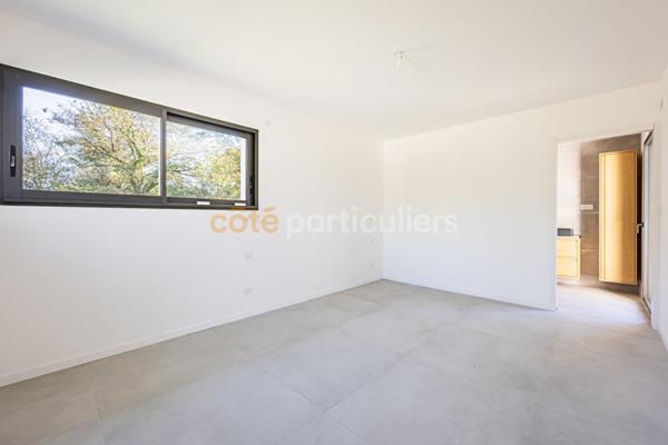 Vente
                Maison188 m² - 8 Pièces -
                    SAINT PHILBERT DE GRAND LIEU (44310)
