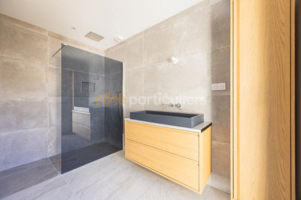 Vente
                Maison188 m² - 8 Pièces -
                    SAINT PHILBERT DE GRAND LIEU (44310)