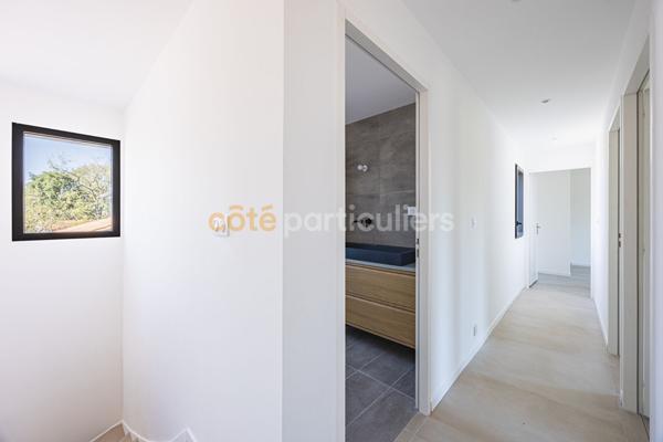 Vente
                Maison188 m² - 8 Pièces -
                    SAINT PHILBERT DE GRAND LIEU (44310)