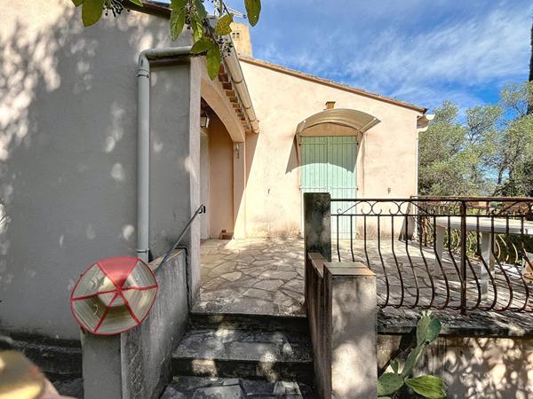 Le Beausset Maison de plain-pied de 120 m² sur 3178 m² de terrain