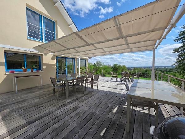 Maison
         6 pièces
        - 222 m² Exclusivité 777 000 € *