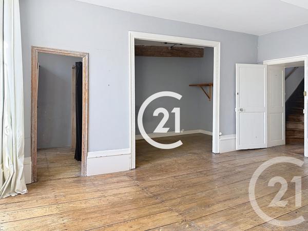 Maison à vendre  5 pièces - 196 m 2   COGNAC  - 16