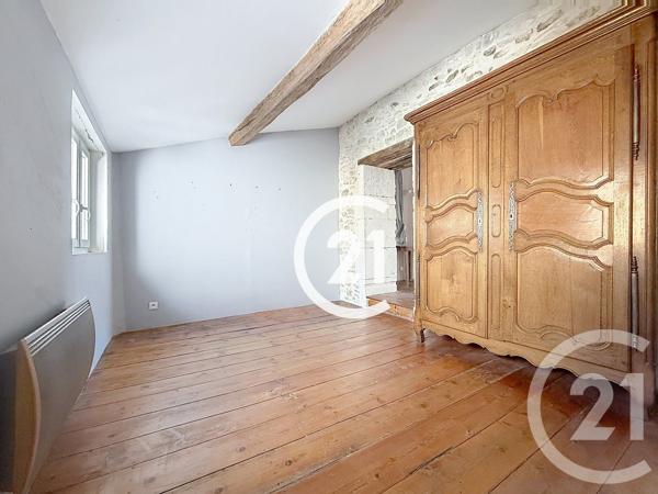 Maison à vendre  5 pièces - 196 m 2   COGNAC  - 16