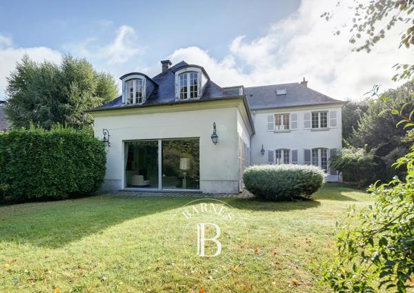 Versailles, Maison 7 Chambres -  272 m² à vendre
