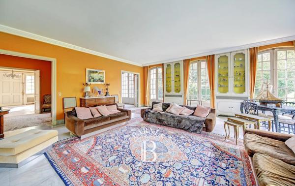 Versailles, Maison 7 Chambres -  272 m² à vendre